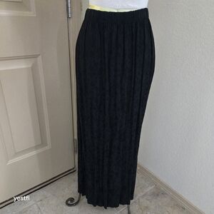 CP Shades black embroidered floral maxi rayon skirt M